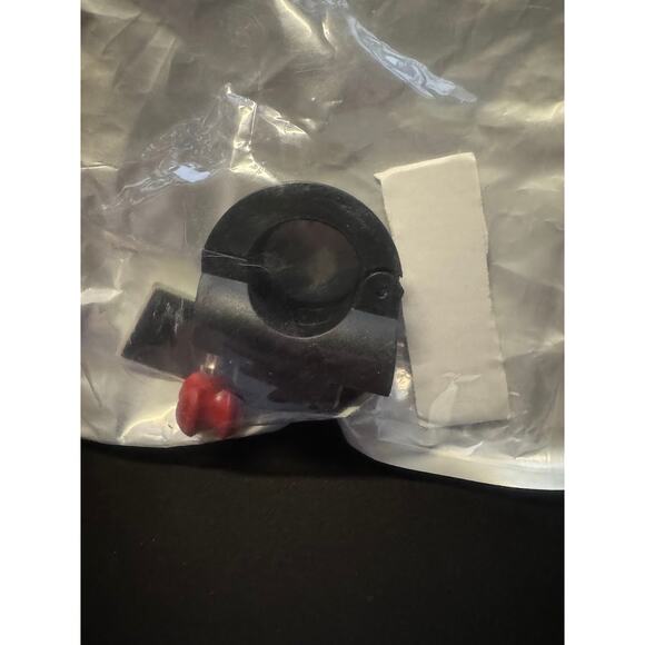 New Velocity Clip Bike Handlebar Adjustable Mount for Smartphones Phones GPS etc - Picture 2 of 3